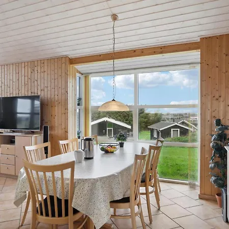 Gorgeous In With House Sea View *